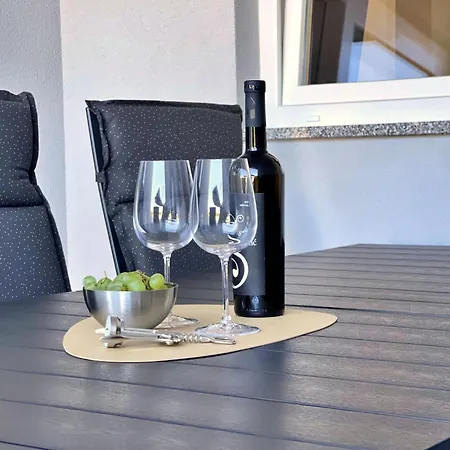 Apartment Bonum Mit Privatem Pool By Interhome