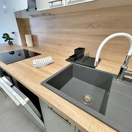 Apartment Bonum Mit Privatem Pool By Interhome